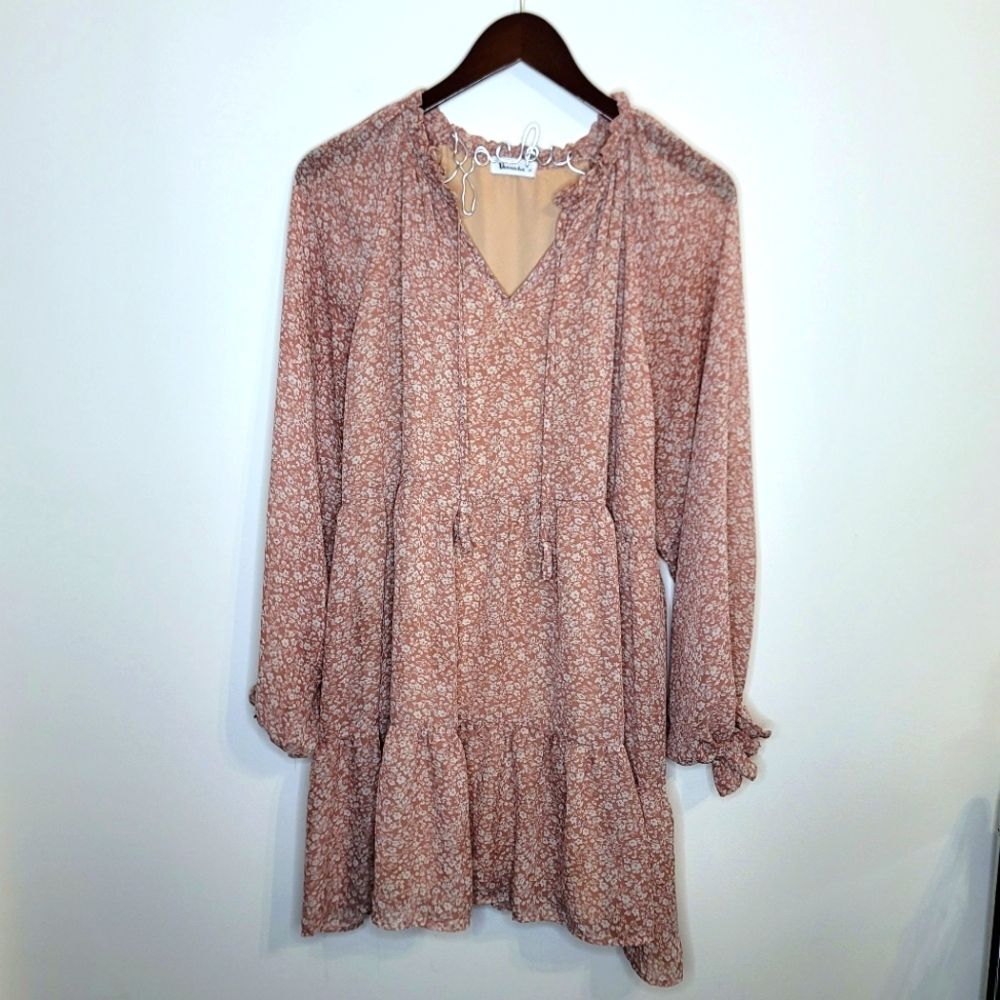 Vernacular Floral Cottagecore Long Sleeve V-Neck Dress Size Medium
